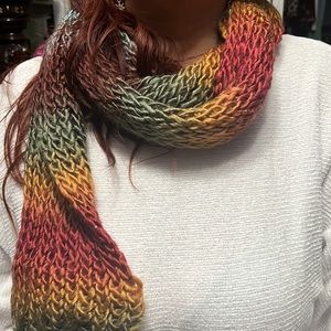 BEAUTIFUL RAINBOW STYLE HANDMADE KNITTED SCARF